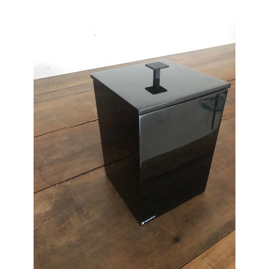 lixeira quadrada px preto fosco 797 036 2